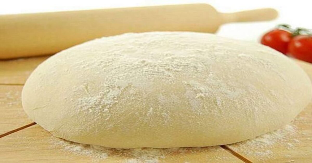 Massa de Pizza fácil e muito crocante Receitas Fáceis e Práticas